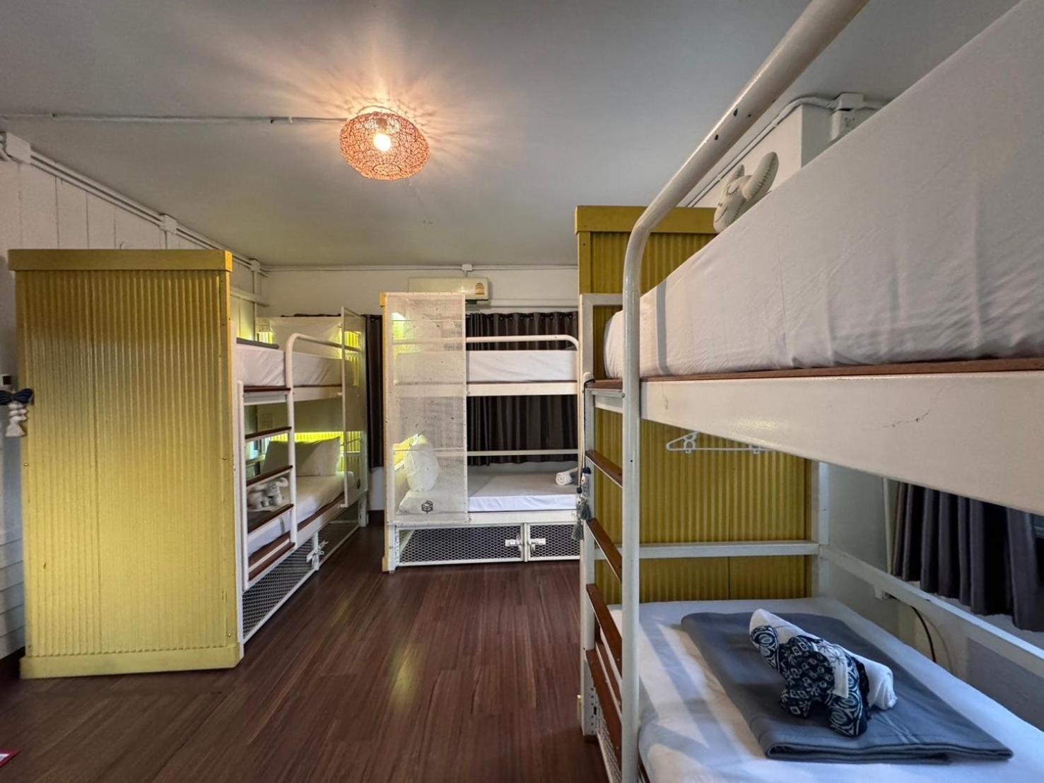 Chiza Hostel Chiangmai Chiang Mai Eksteriør billede